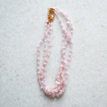 Afbeelding in Gallery-weergave laden, NECKLACE - Coral Charm
