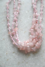 Afbeelding in Gallery-weergave laden, NECKLACE - Coral Charm