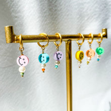 Afbeelding in Gallery-weergave laden, EARRINGS - NEW SMILEY